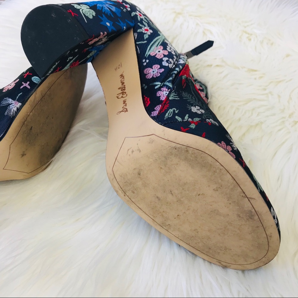 Sam Edelman • Cambell Floral Brocade Booties - Picture 5 of 8